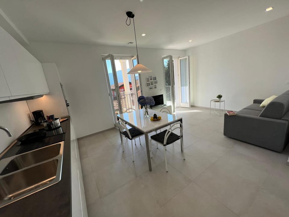 Lago Azzurro Apartment in Verbania