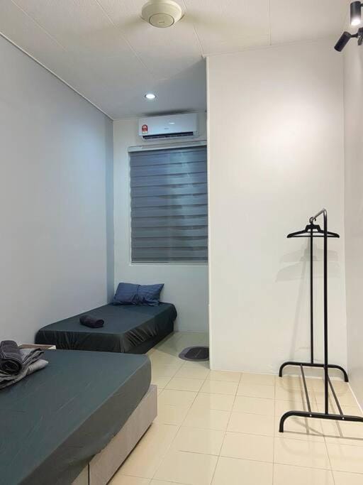 Photo of the whole room, Bedroom, air conditioner