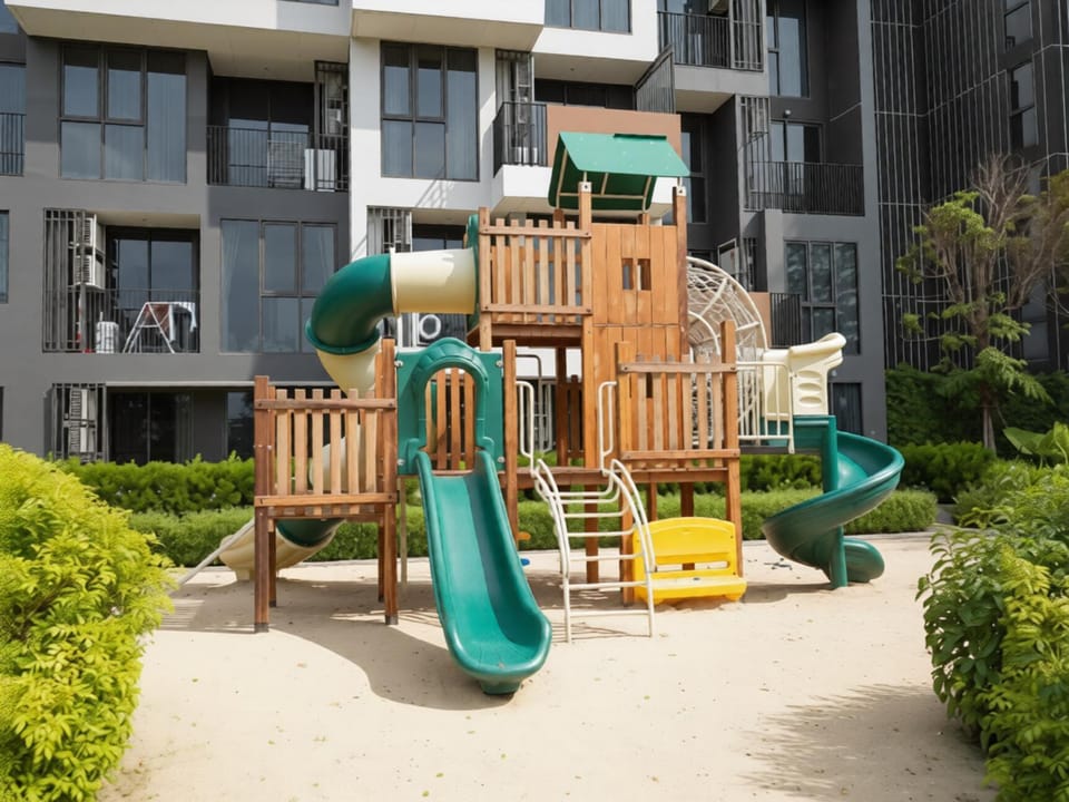 Day, Children play ground