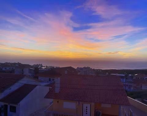 Sunset Retreat Apartment in Nazaré