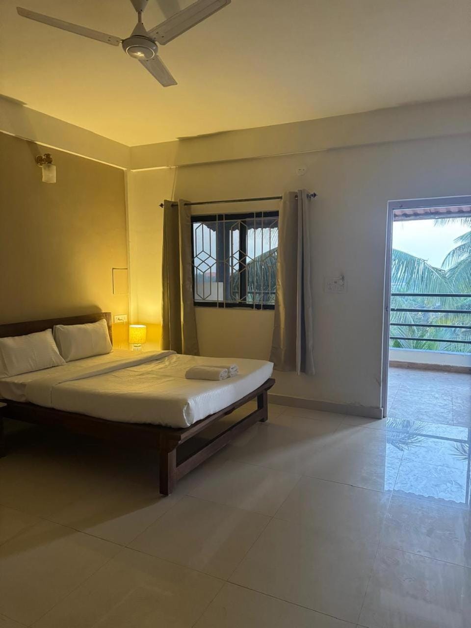 Bed, View (from property/room), Bedroom, Sea view
