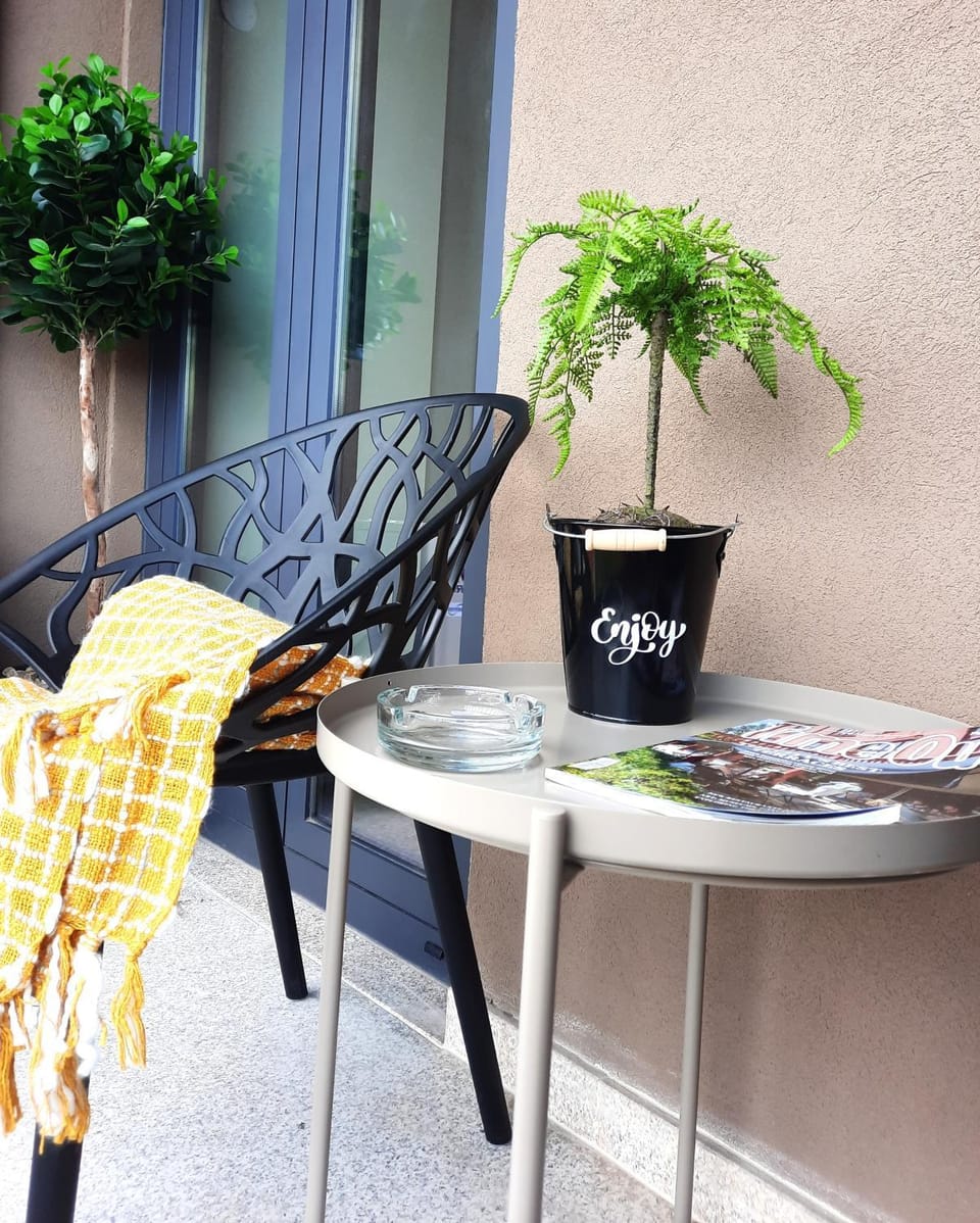 Balcony/Terrace, Balcony/Terrace