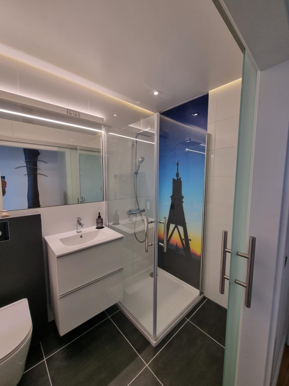 LITTLE SKYSUITE W94 inkl Ebikes Pool Sauna Apartment in Cuxhaven