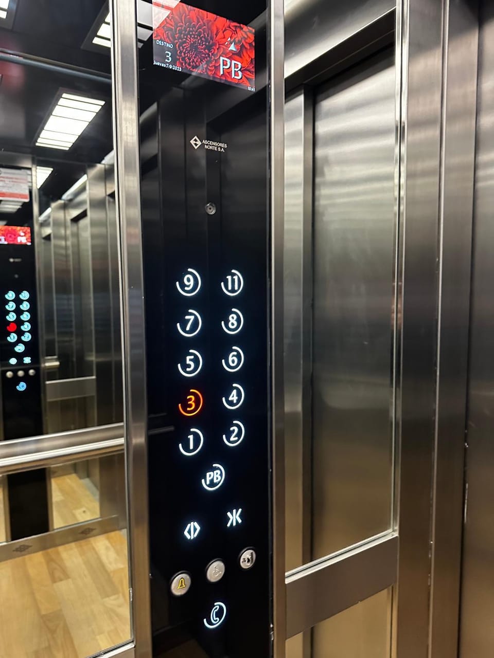 elevator