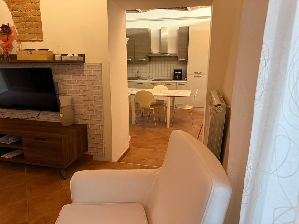 Kitchen or kitchenette, Communal kitchen, kitchen