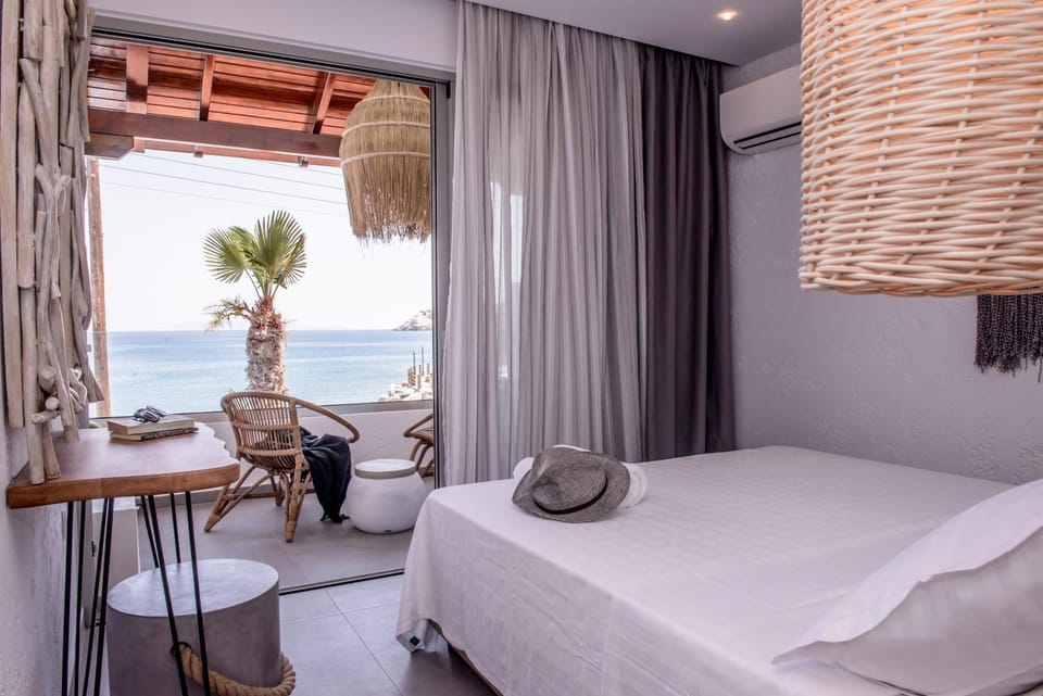 Bed, Bedroom, Sea view