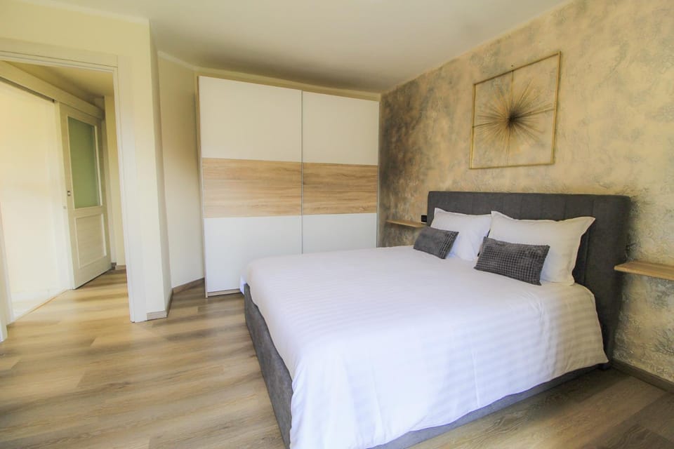 Bed, Bedroom, wardrobe