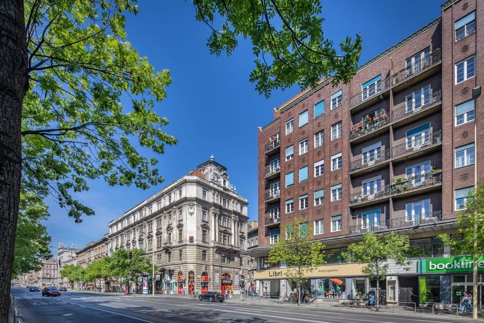 Absolute Central - NEW - Sunny Apartment in Budapest