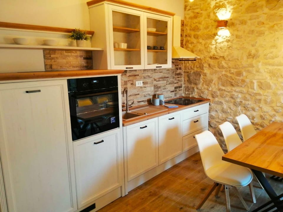 Apartments Dalmatian Stone House Apartment in Šibenik-Knin County, Croatia