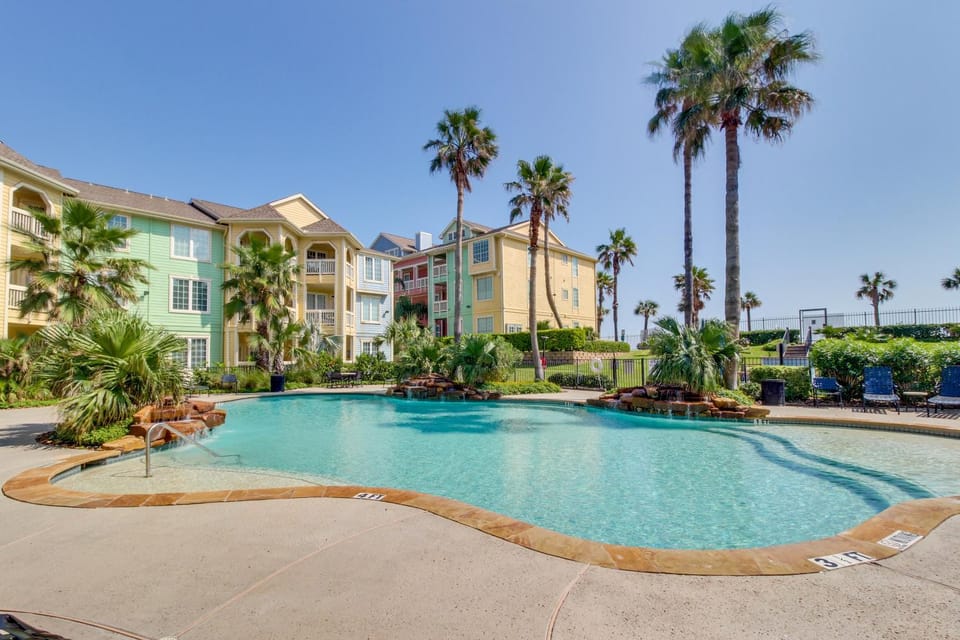 Dawn Condominiums - Break of Dawn Apartment in Galveston Island