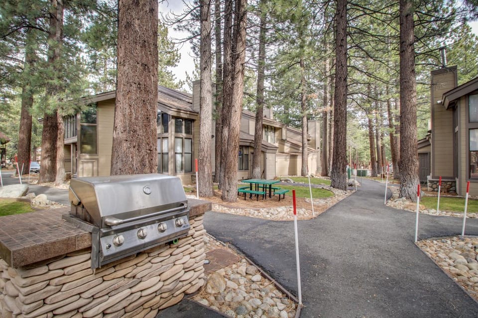 St Moritz 55 F Apartment in Mammoth Lakes