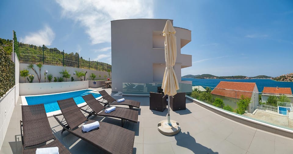Summer, On site, Garden view, Pool view, Sea view, Swimming pool, Sunrise