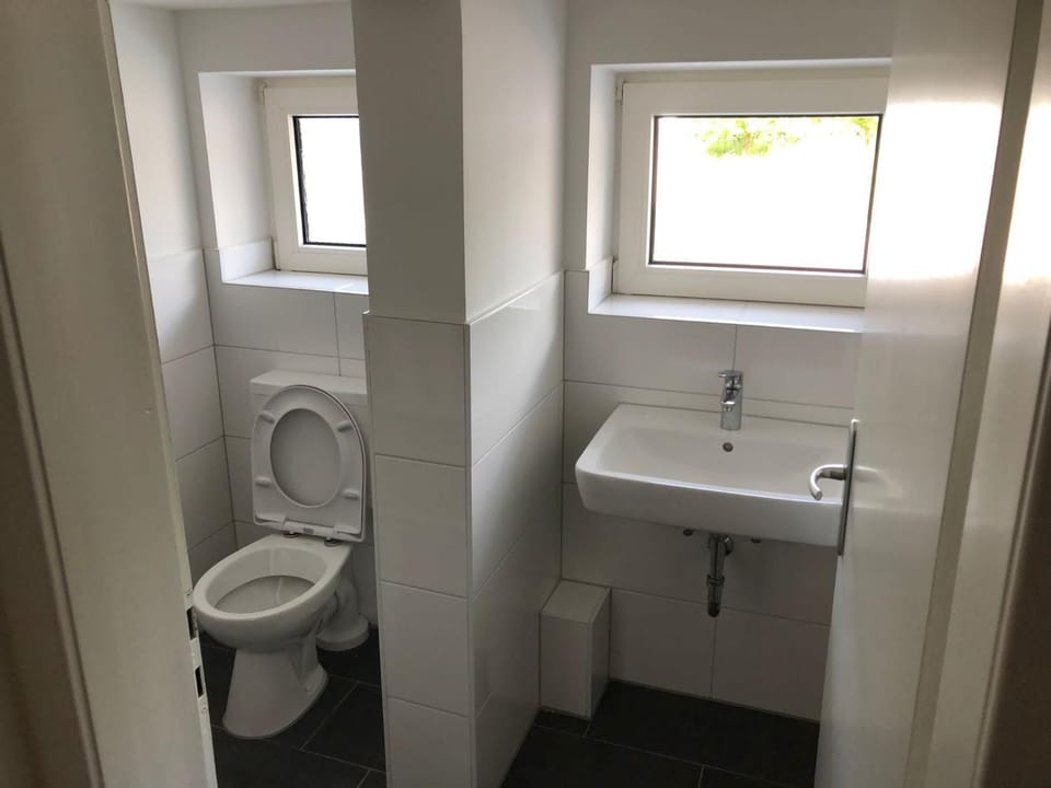 Toilet, Bathroom
