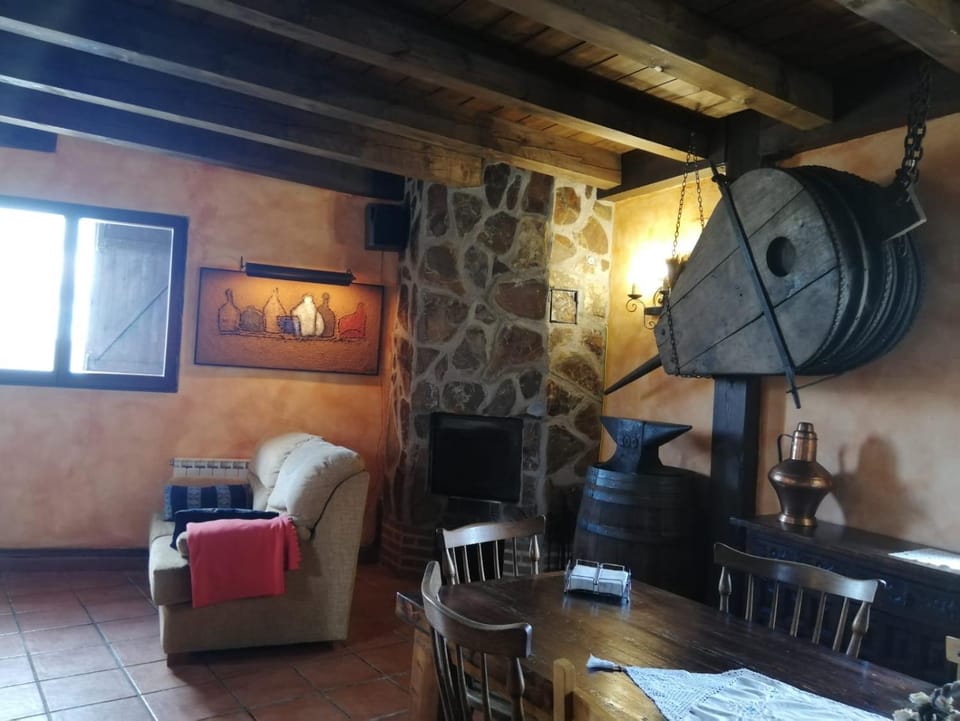 Living room, Seating area, fireplace