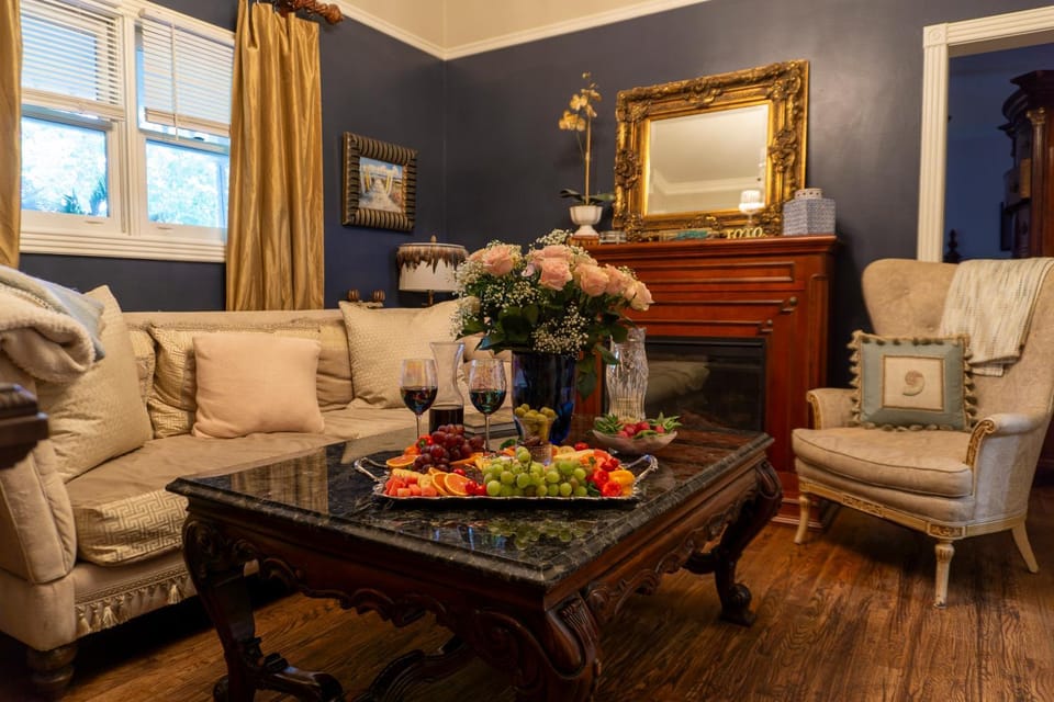 Inn at Rose Hall Bed and Breakfast in Eureka Springs