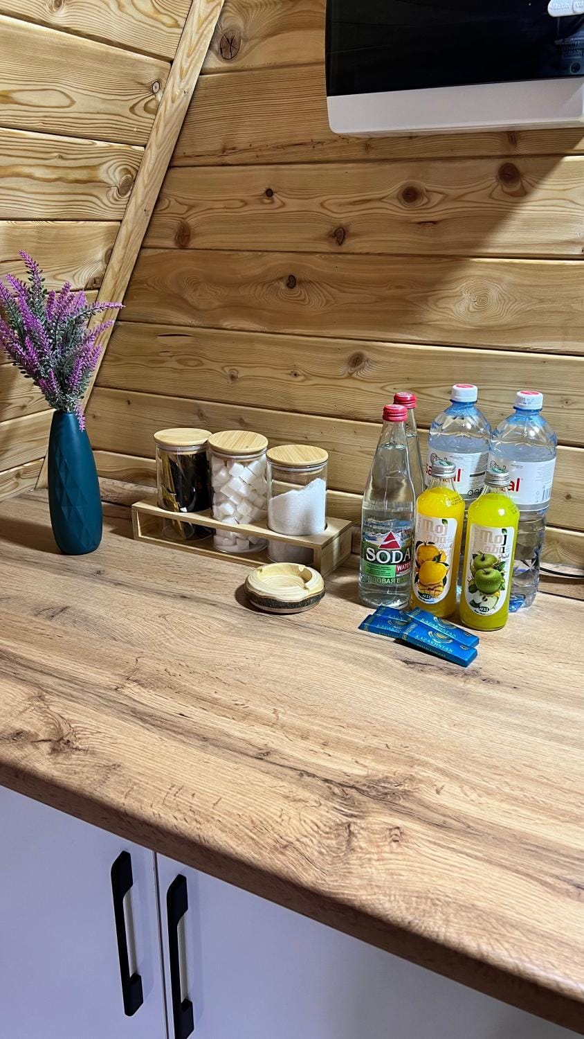 Coffee/tea facilities, Kitchen or kitchenette, Food and drinks, Food, Drinks