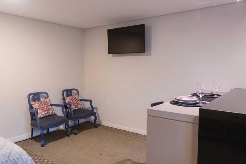 Communal lounge/ TV room, TV and multimedia, Living room, Evening entertainment