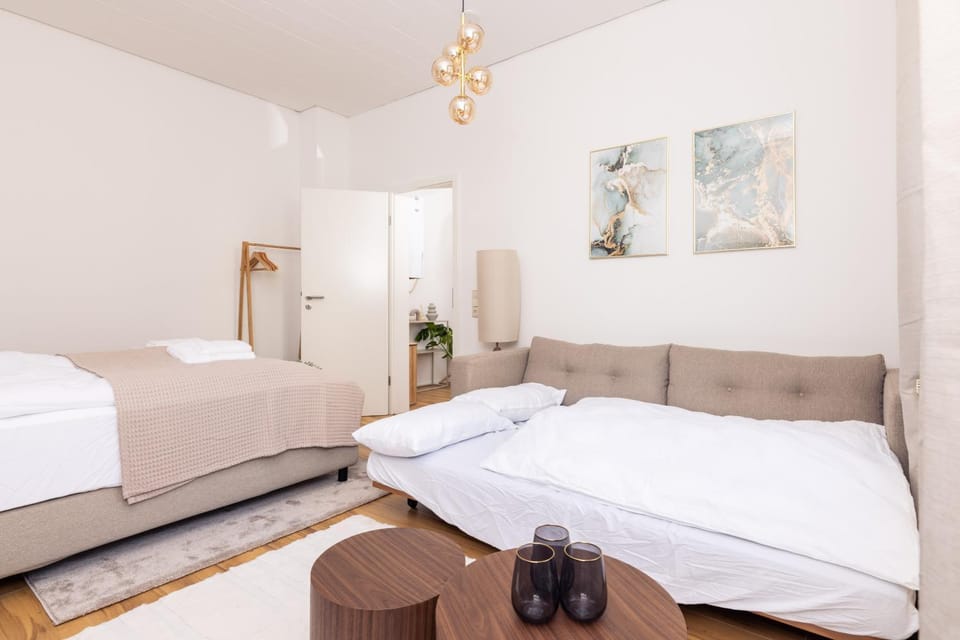 Communal lounge/ TV room, Bed, Photo of the whole room, Bedroom, towels