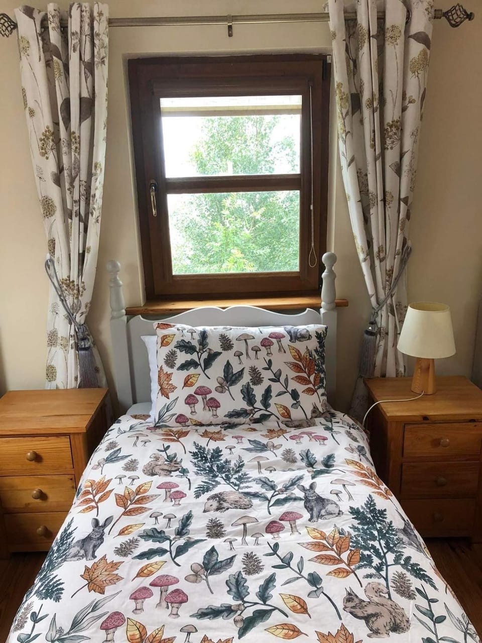 2 Ballyloskey Road House in County Donegal