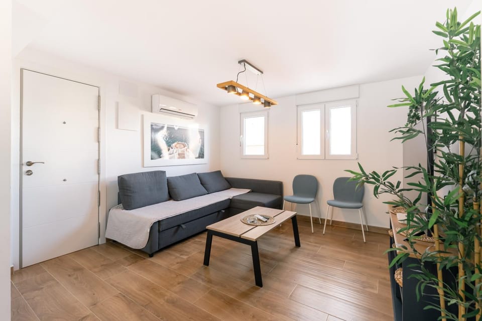Communal lounge/ TV room, Living room, Lobby or reception, Lounge or bar