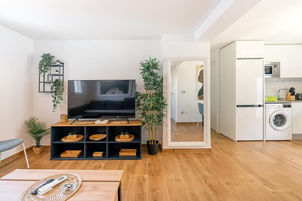 Communal lounge/ TV room, TV and multimedia, Kitchen or kitchenette, Living room, Seating area, Dining area, Evening entertainment, dishwasher, minibar, pet friendly, stove, toaster, washing machine, dryer