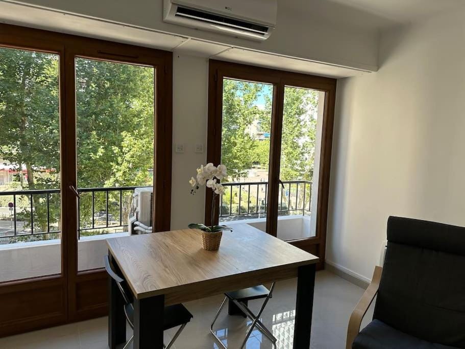 Appartement proche vélodrome Apartment in Marseille