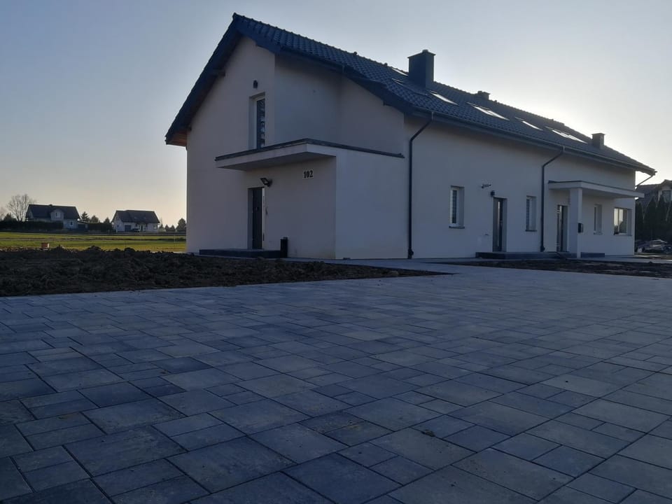 Property building, Parking