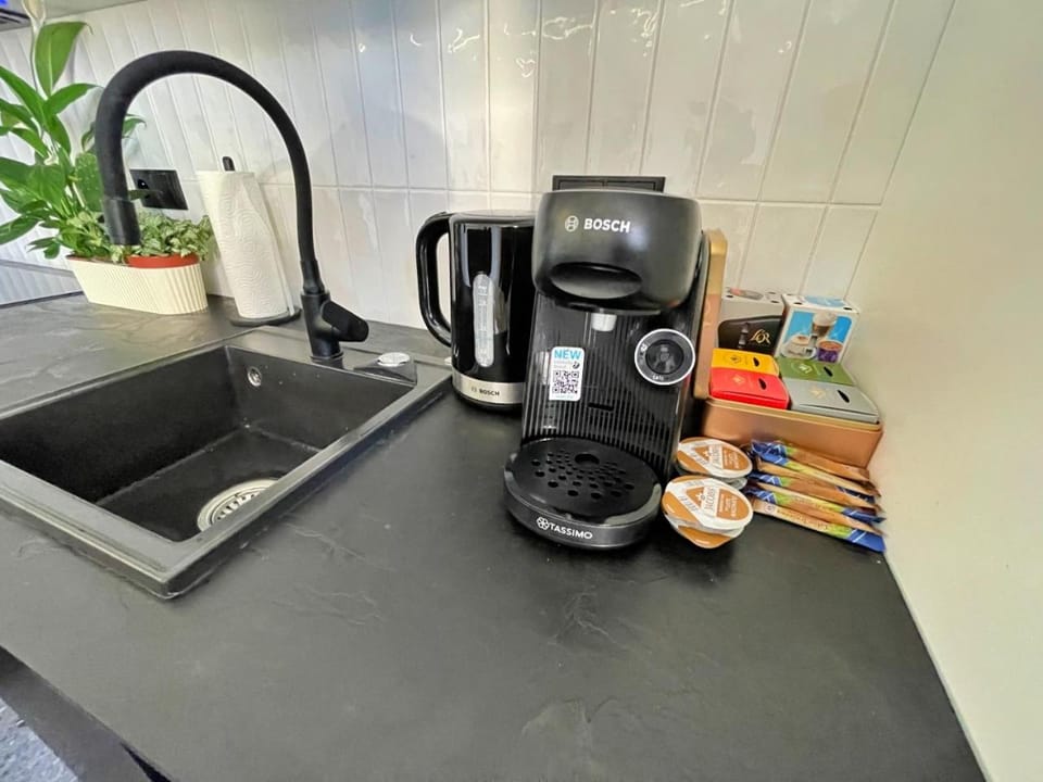 Coffee/tea facilities, Kitchen or kitchenette, minibar