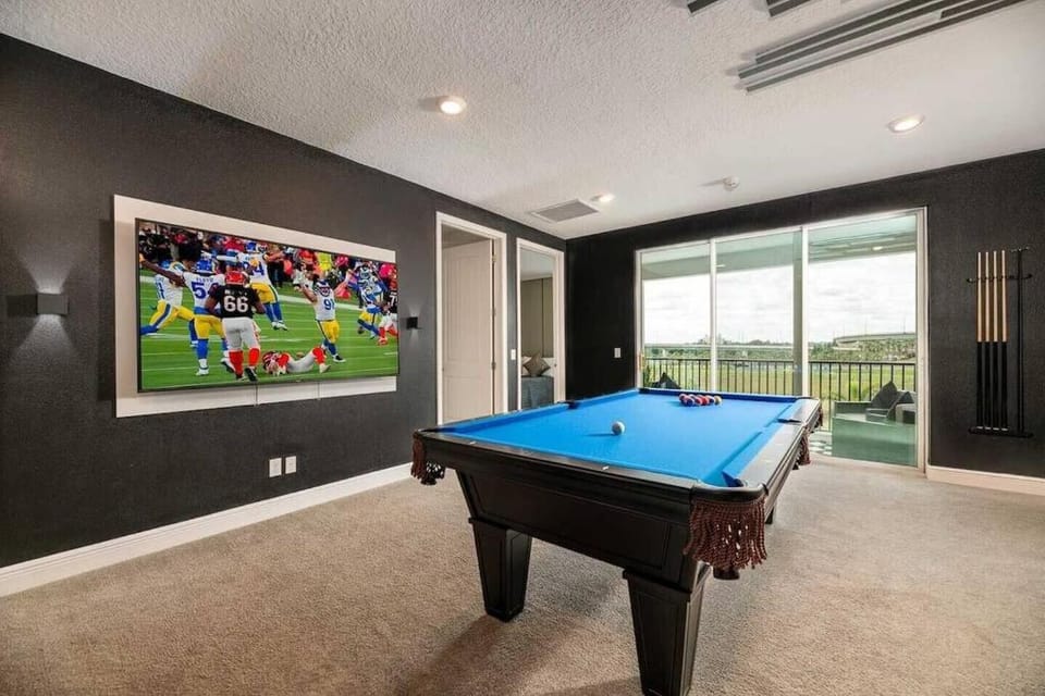 Activities, Billiard, Game Room, TV and multimedia