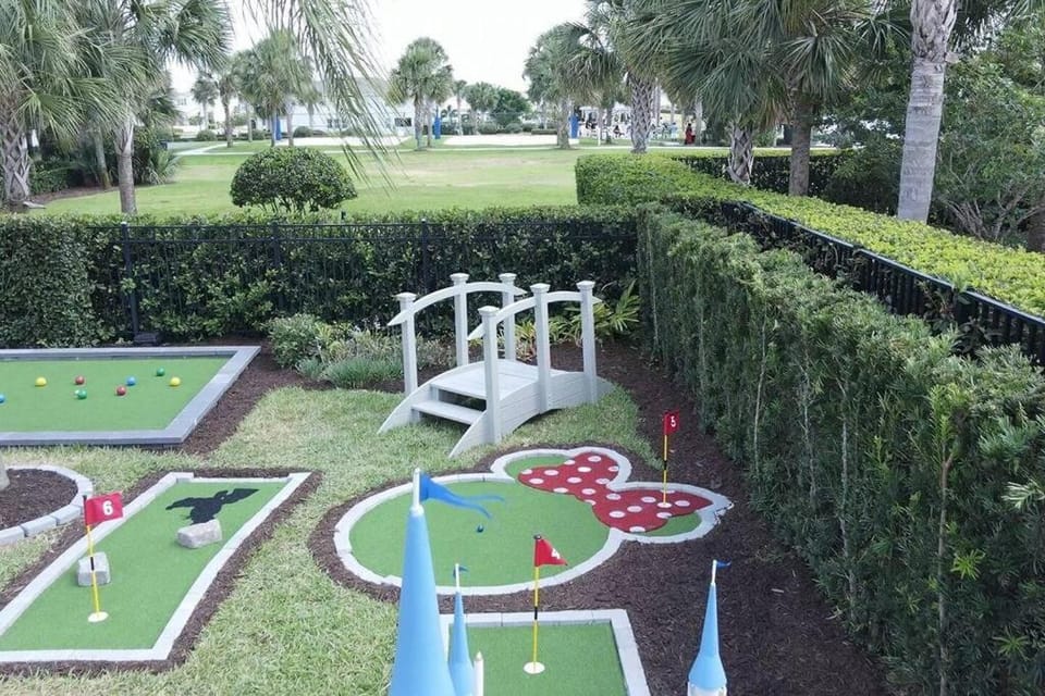Day, Natural landscape, Children play ground, Garden view