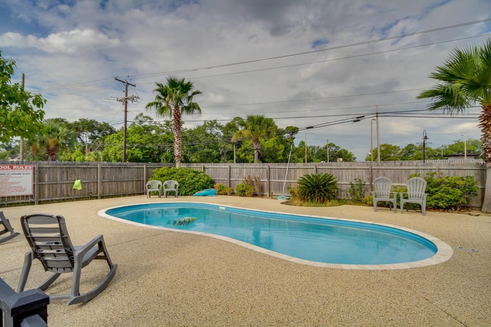 'Cloud 9 on the Gulf', 1 Mi to Beach: Pet Friendly House in Bay Saint Louis