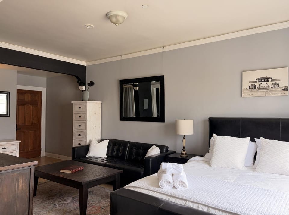 The Vurpillat Hotel in Hermosa Beach