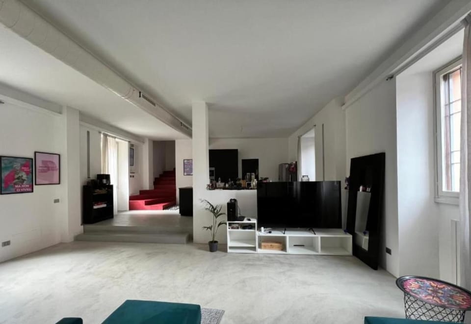 Communal lounge/ TV room, Lounge or bar, kitchen, kitchen