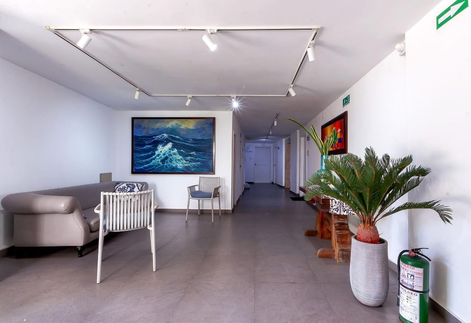 Faro Building in El Laguito, Cartagena Apartment in Cartagena