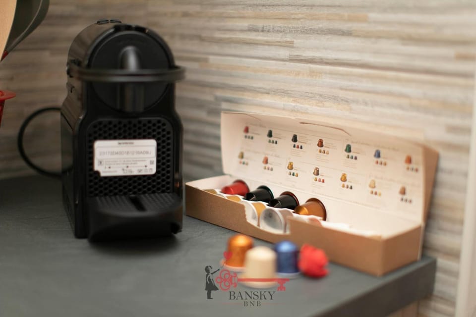 Coffee/tea facilities, Kitchen or kitchenette