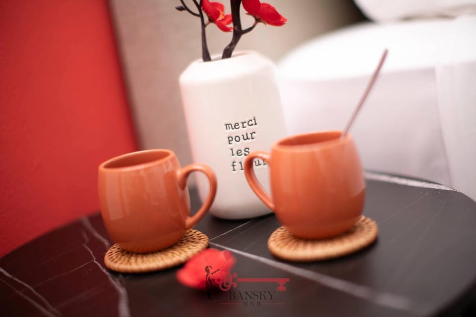 Coffee/tea facilities, Kitchen or kitchenette