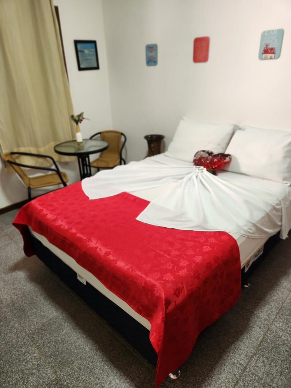 Photo of the whole room