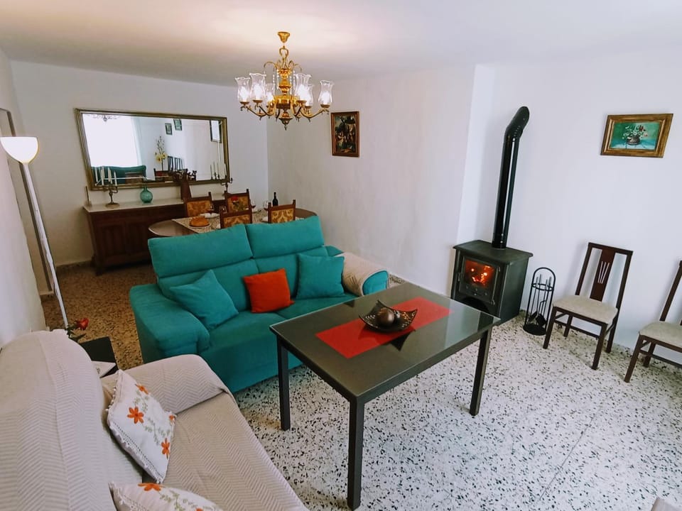Hot Tub, TV and multimedia, Living room, Seating area