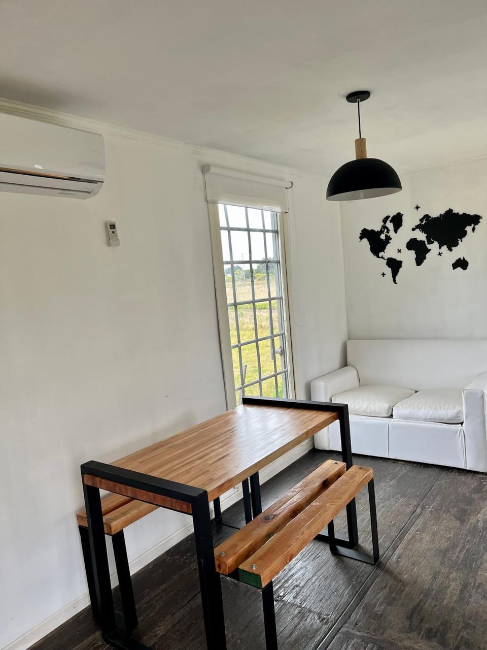 CASA CONTENEDOR House in Necochea