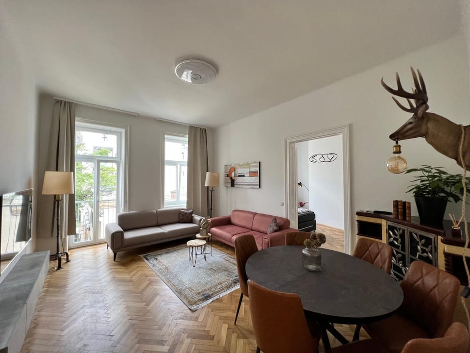 Iconic Suite_@O&R Apartment in Vienna