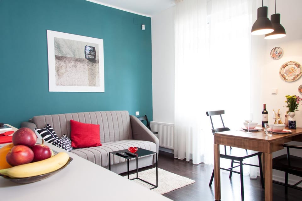 Living room, Dining area