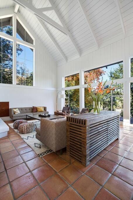 Modern Bennett Valley Home with Privacy and Views House in Santa Rosa