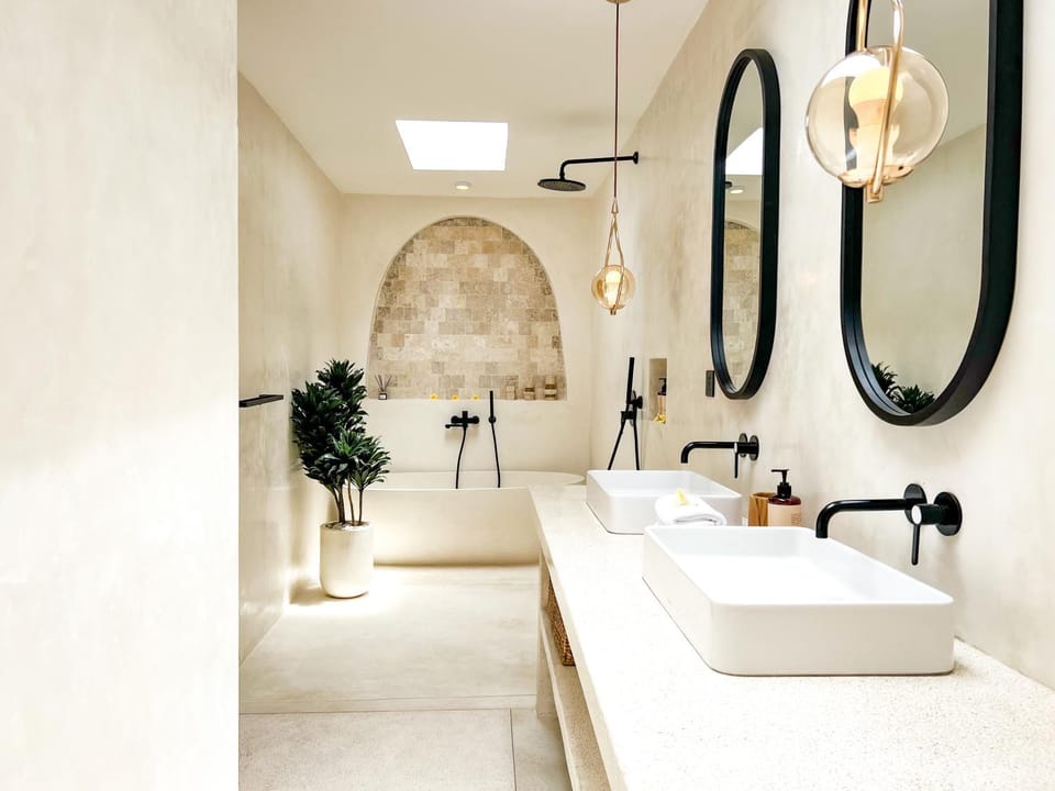 Bathroom, Bath