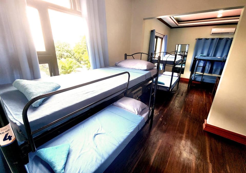 Bed, Bedroom, bunk bed