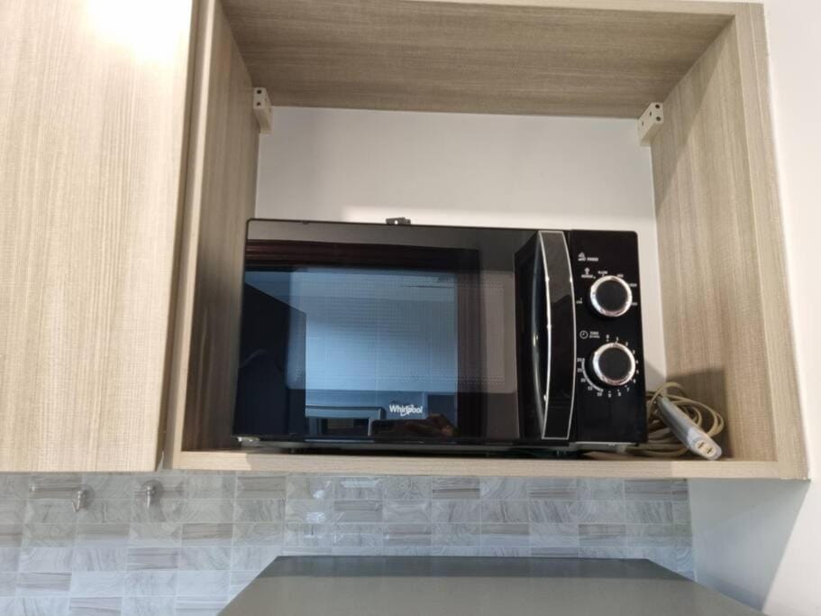 Chic Studio 5 min walk to Cebu Business Park/Ayala Apartment in Lapu-Lapu City
