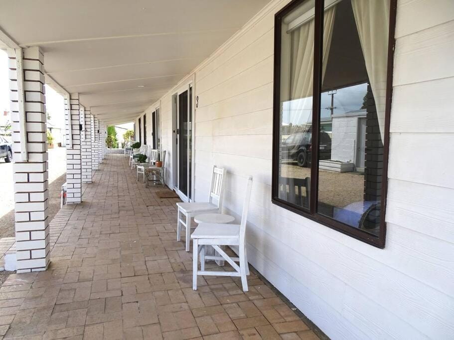 Passat Holiday Units - Unit 2 House in South Australia