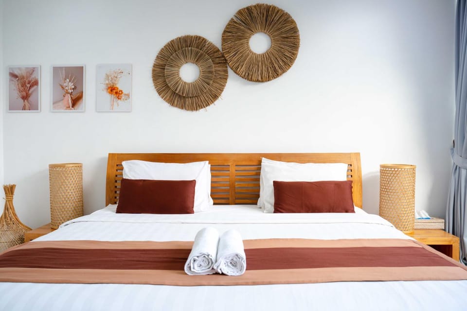 Massive 3 bedroom villa in heart of Seminyak Villa in North Kuta