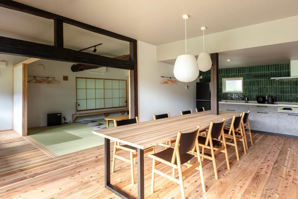 Kitchen or kitchenette, Living room, Dining area