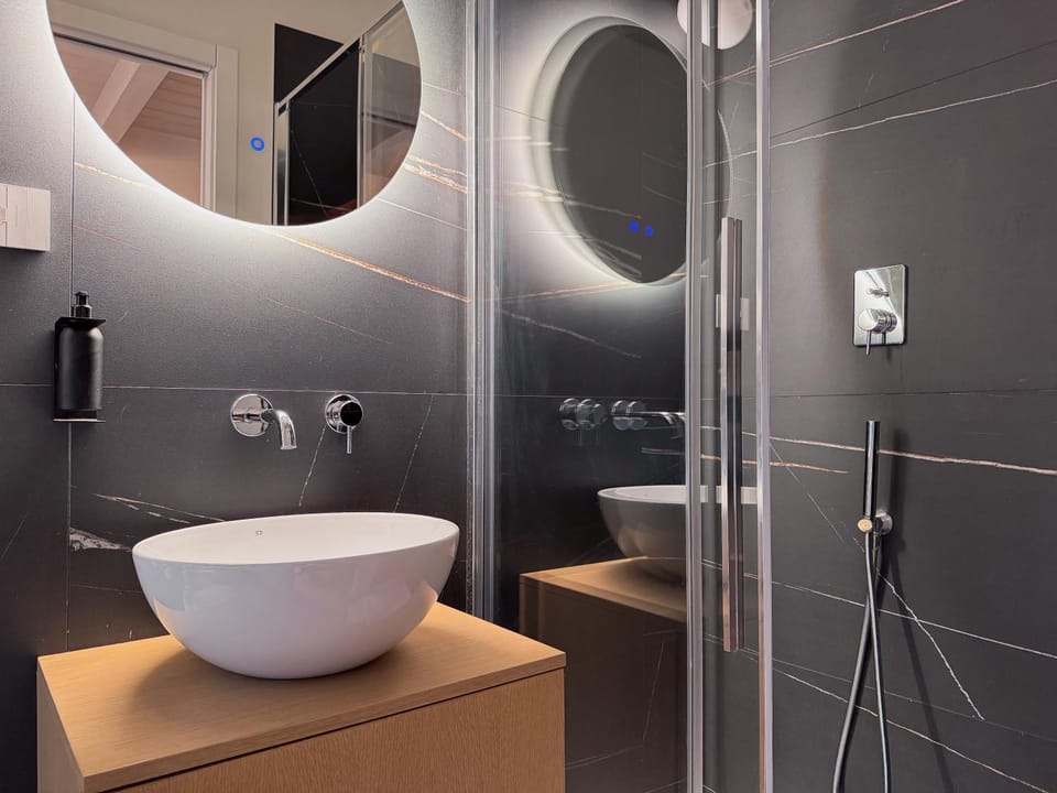 Nodo - Modern B&B by Host Hero Bed and Breakfast in Civitanova Marche