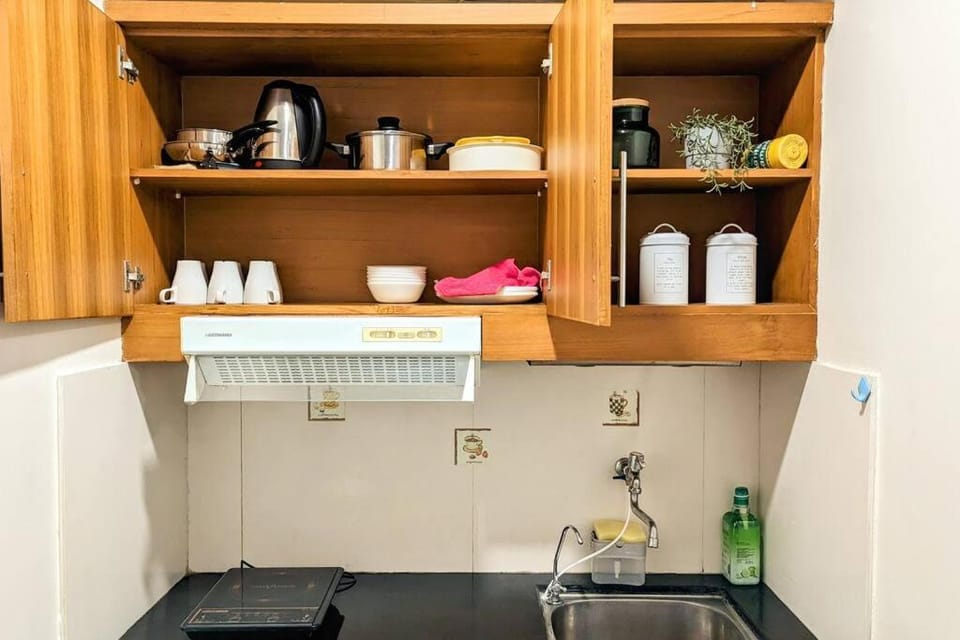 Cottonwood Midcentury Apartment at Majesty 811 Apartment in Bandung